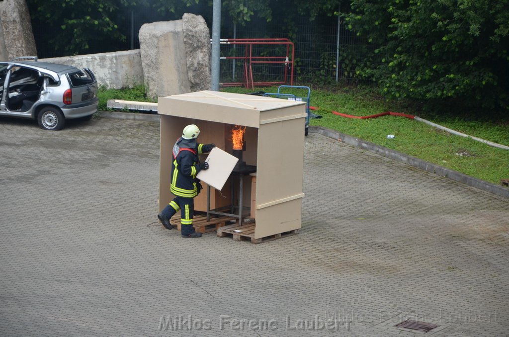 Tag der Offenen Tuer BF Koeln Weidenpesch Scheibenstr P535.JPG